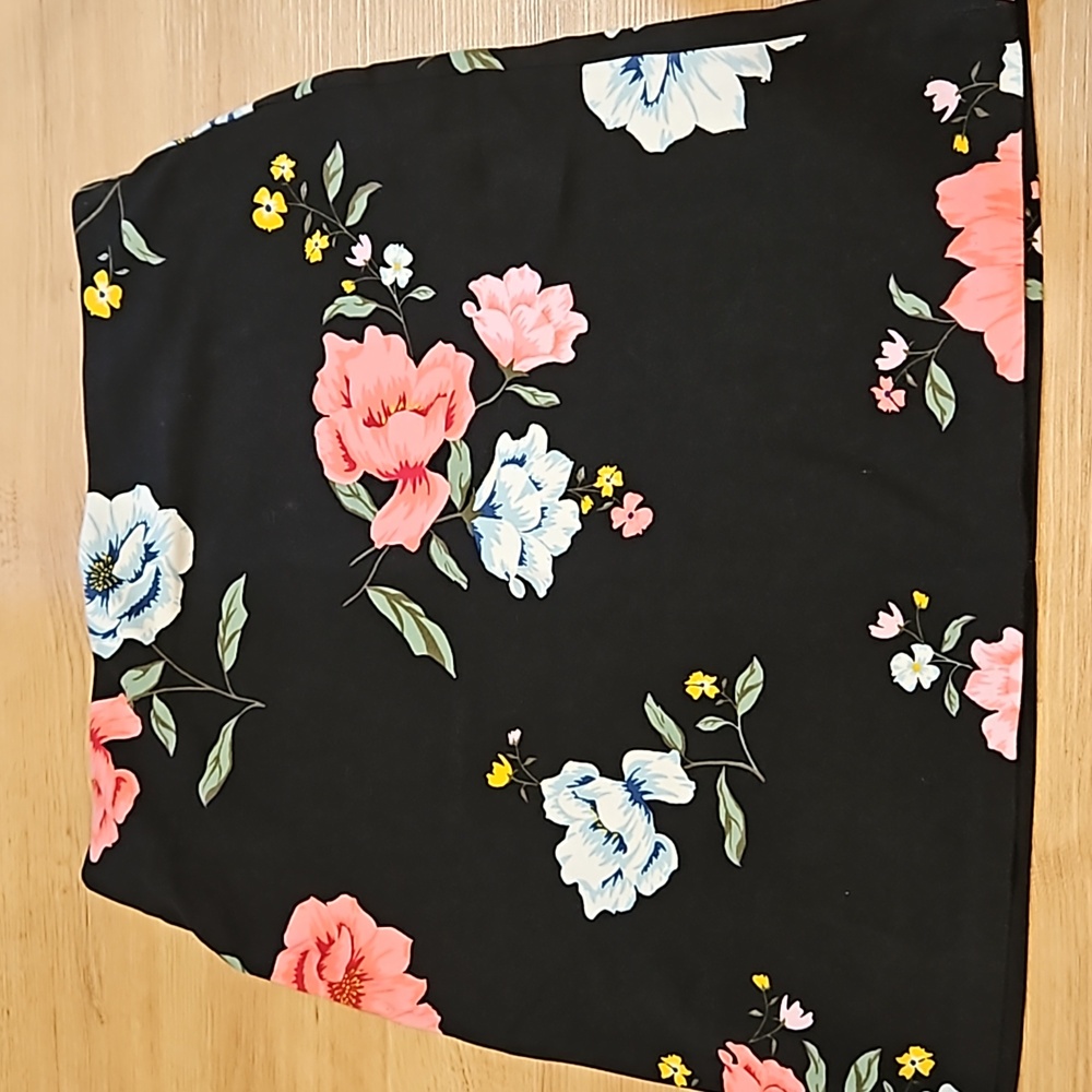 Old Navy floral pencil skirt size M